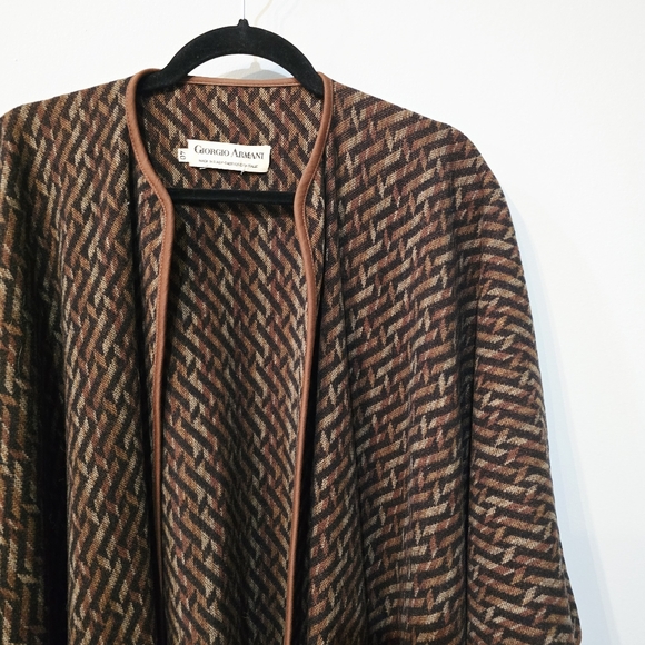 Giorgio Armani Wool Poncho | Made in Italy - Picture 2 of 7